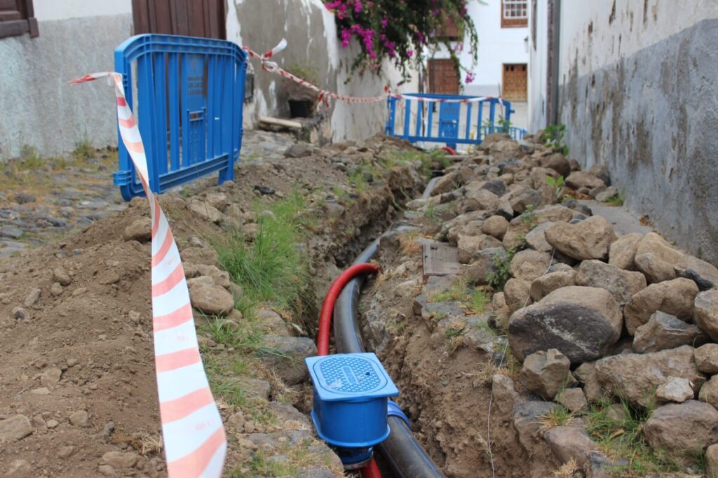Obras-realizadas-en-la-calle-La-Alhondiga-en-San-Juan Obras-realizadas-en-la-calle-La-Alhondiga-en-San-Juan