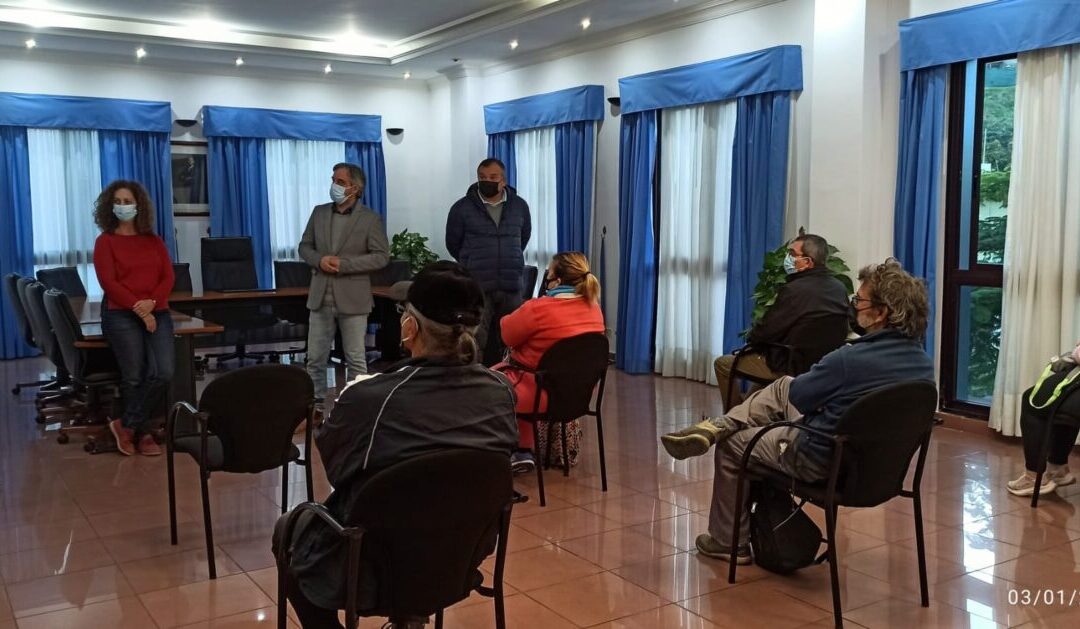 Una treintena de rambleros son rescatados del desempleo