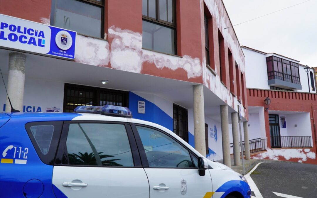 Comienza la rehabilitación de las fachadas de la Policía Local y el Usos Múltiples de San José