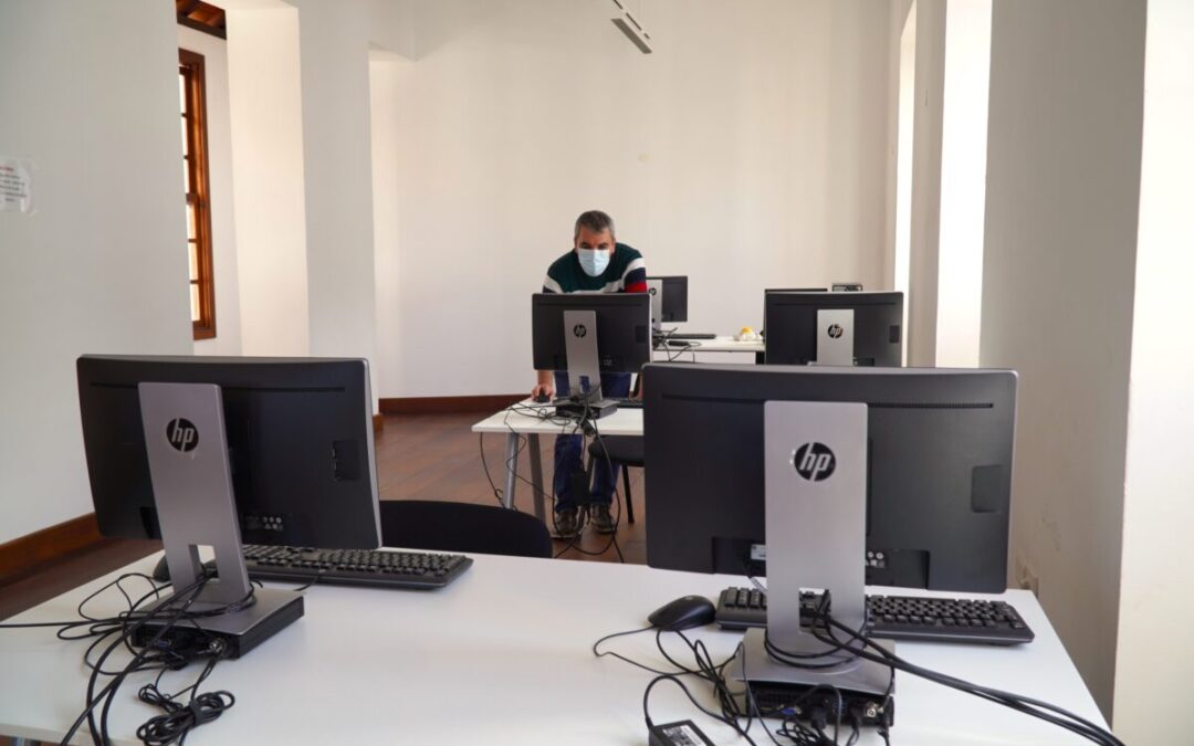 Nuevo telecentro en la Casa de Los Pérez