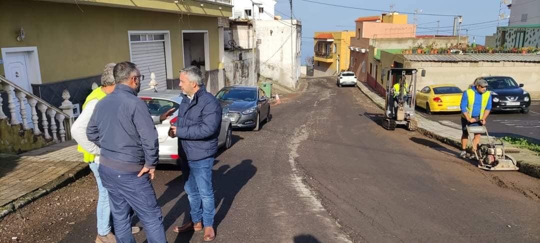Inicio de la mejora del viario del barrio de Las Rosas