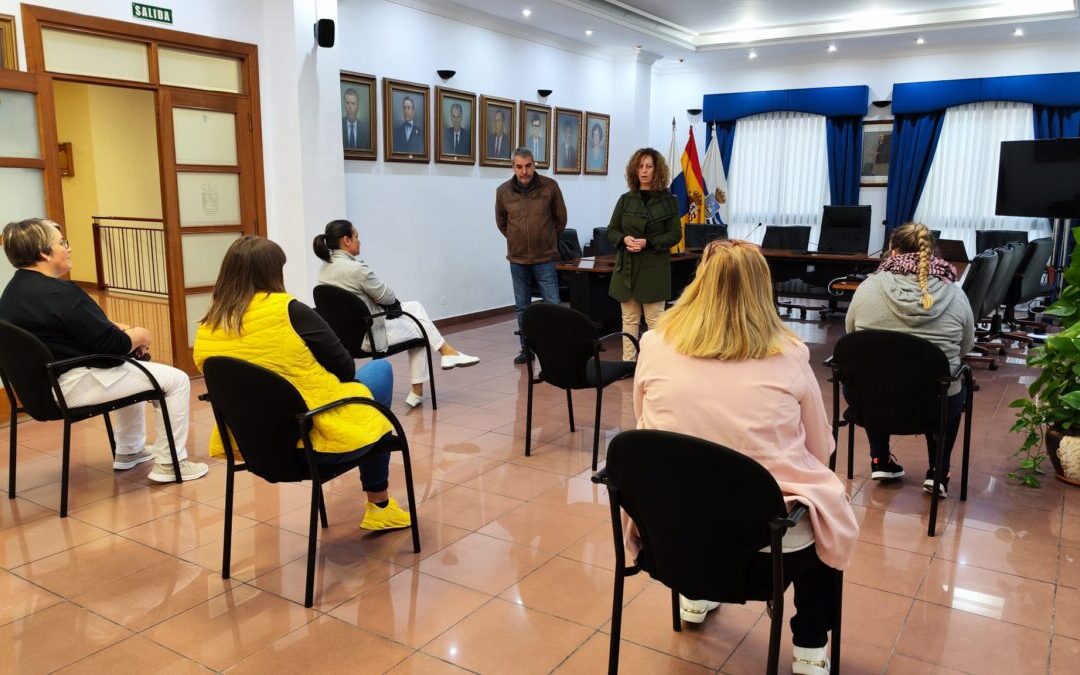 Una veintena de rambleros son rescatados del desempleo