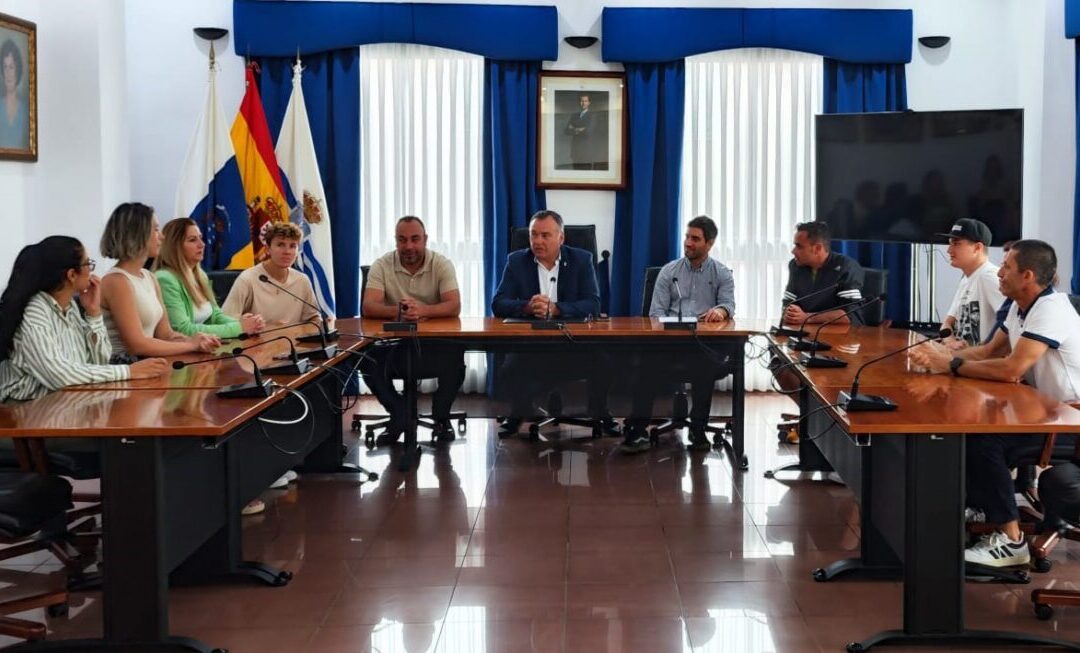 Recepción oficial al laureado atleta Aythami Afonso