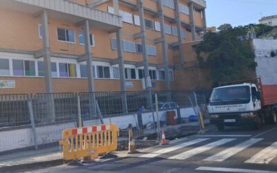 Un paso elevado mejora la seguridad del CEIP Francisco Afonso Carrillo
