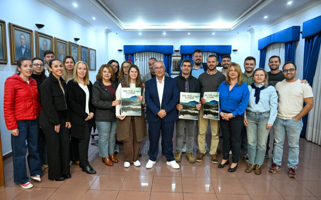 “Del mar a la cumbre” es el título de la obra musical del Centenario