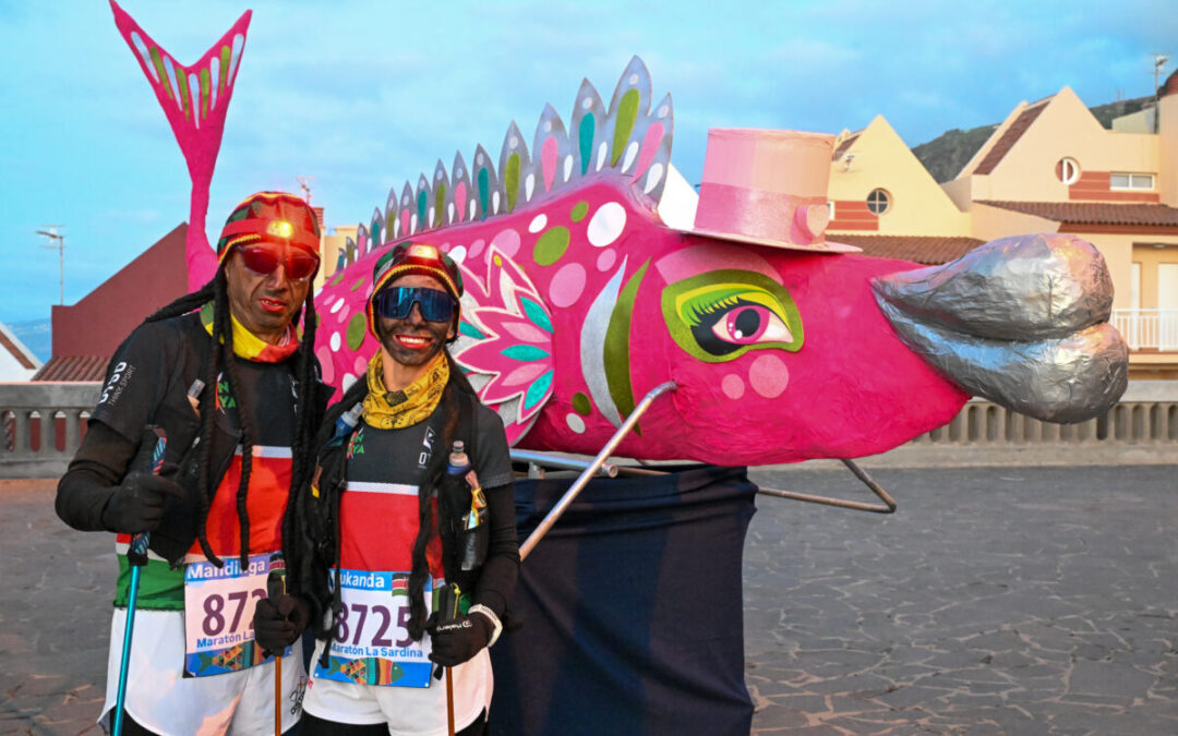 San Juan de la Rambla celebra su Carnaval con el Entierro de la Sardina, El Perosa y la gymkana “Mascarita, súbete al tacón”