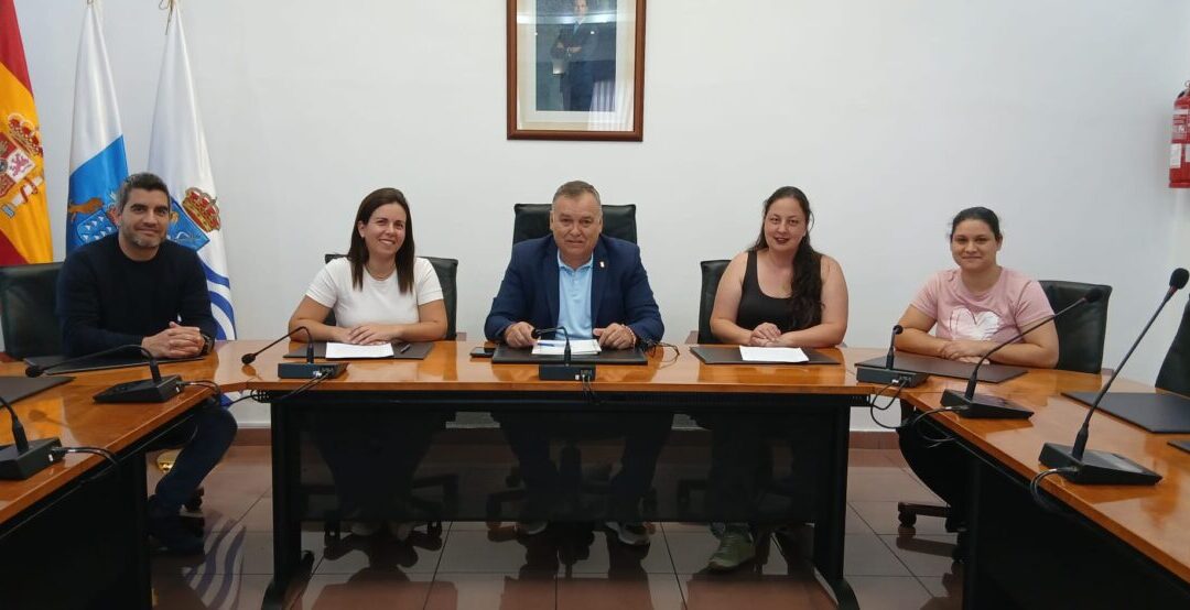 El Ayuntamiento renueva su apoyo a las AMPA de los centros educativos con una subvención de 18.000 euros